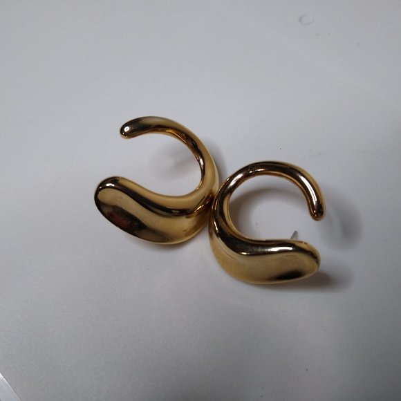 Vintage Heavy Metal U Shaped Stud Earrings - Picture 8 of 15